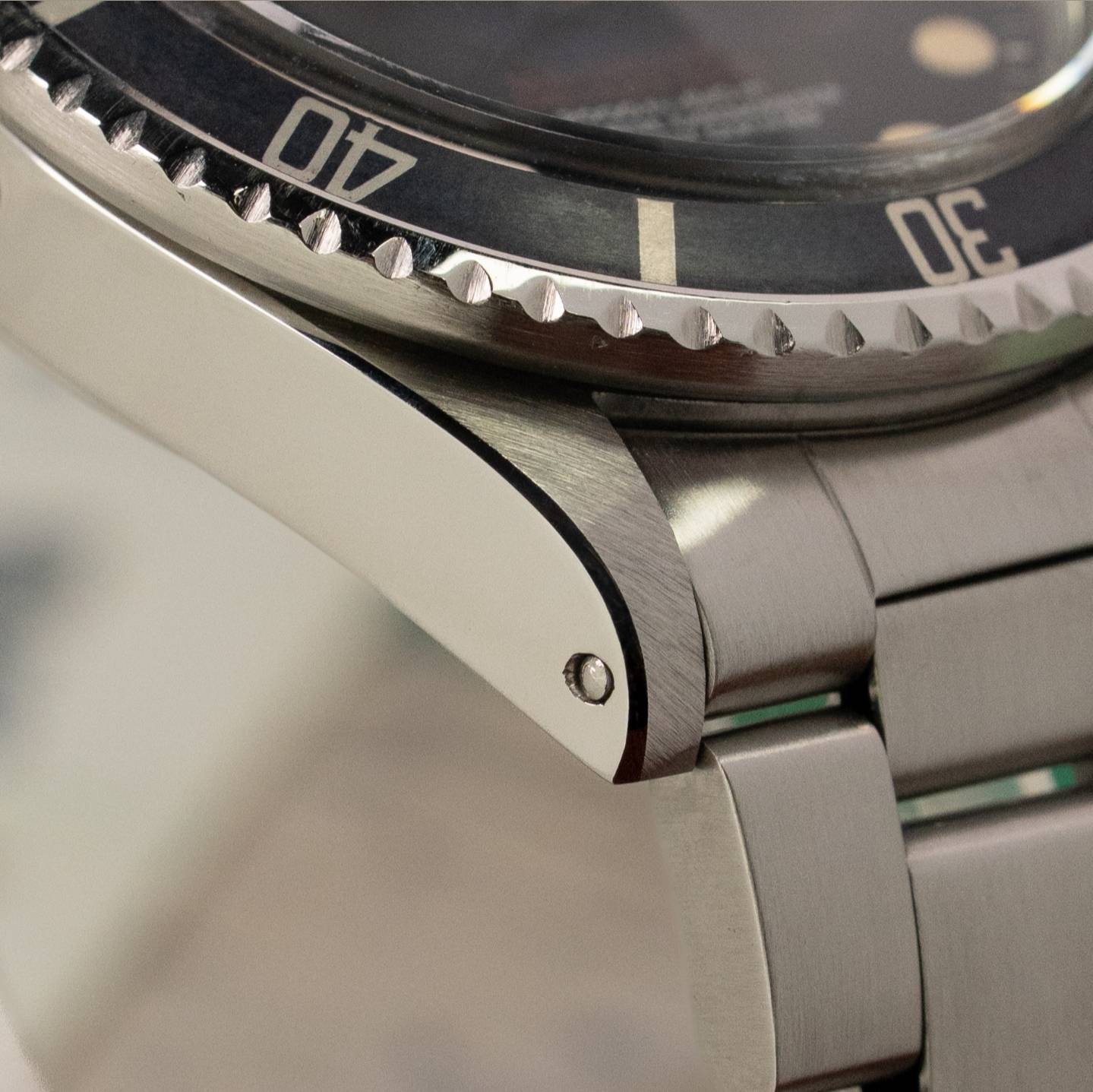 Sea-Dweller Thumbnail 3